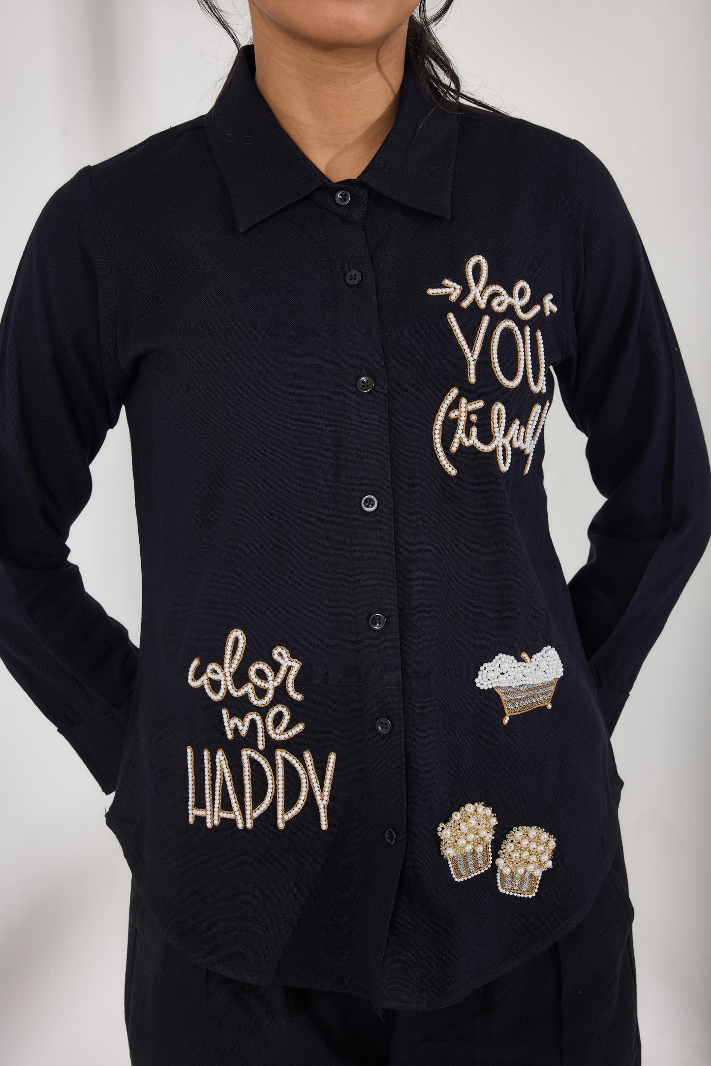 Be-You-tiful Shirt in Black